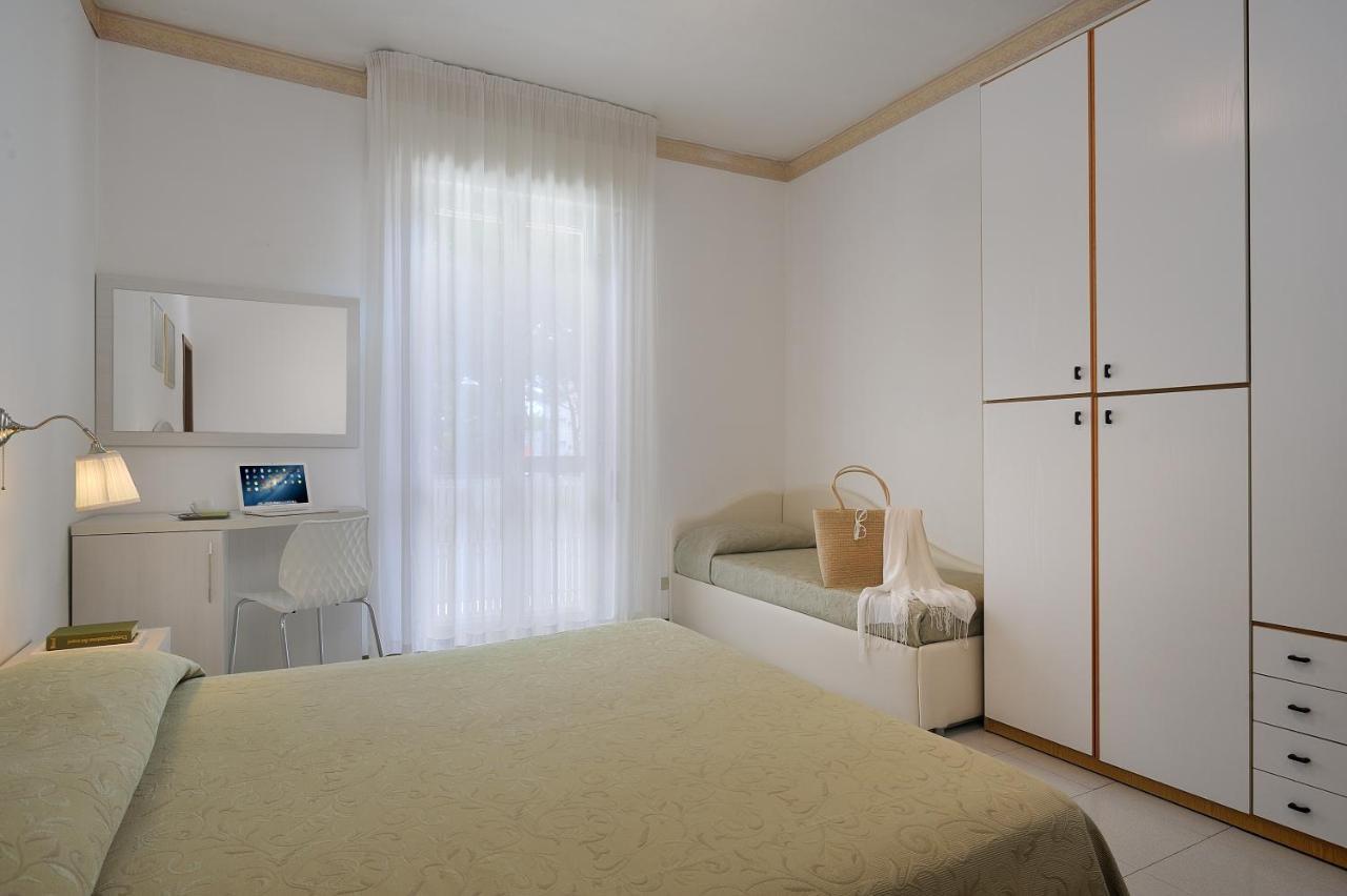 Hotel Suisse Milano Marittima Exterior photo